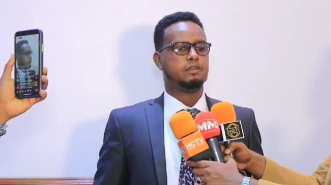 Xildhibaan Mustafe oo shaaciyey in loo adeegsaday sirdoonka …