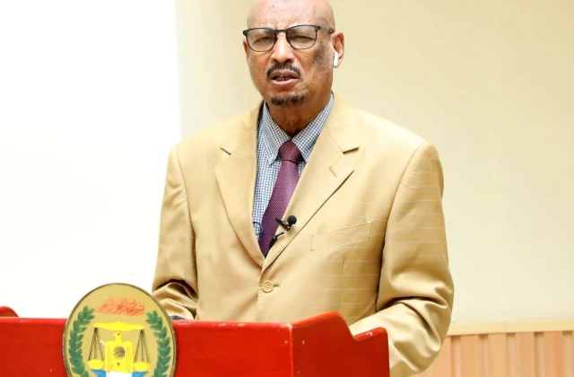 Xildhibaano la saftay Biixi oo wajahaya ‘cawaaqib adag