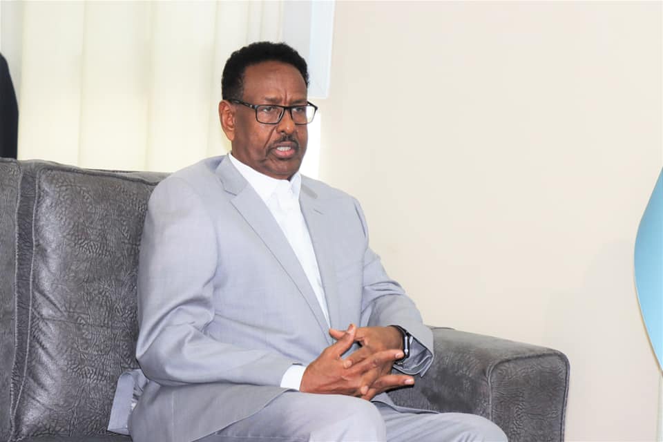Xog: Villa Somalia oo Rooble ku cadaadineysa inuu xilka ka q…