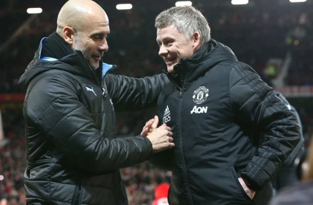 YAAB: Man United Oo Cadawgeeda Man City Ka Caawinaysa Saxeexyada Jack