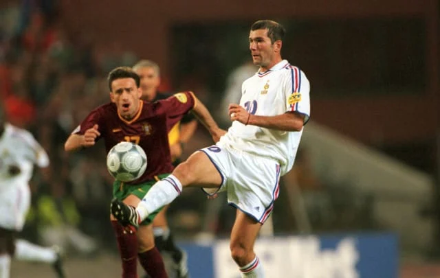 Zidane’s absurd first touch against Portugal at Euro 2000