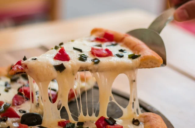 Popular meals that make you look older, says Science