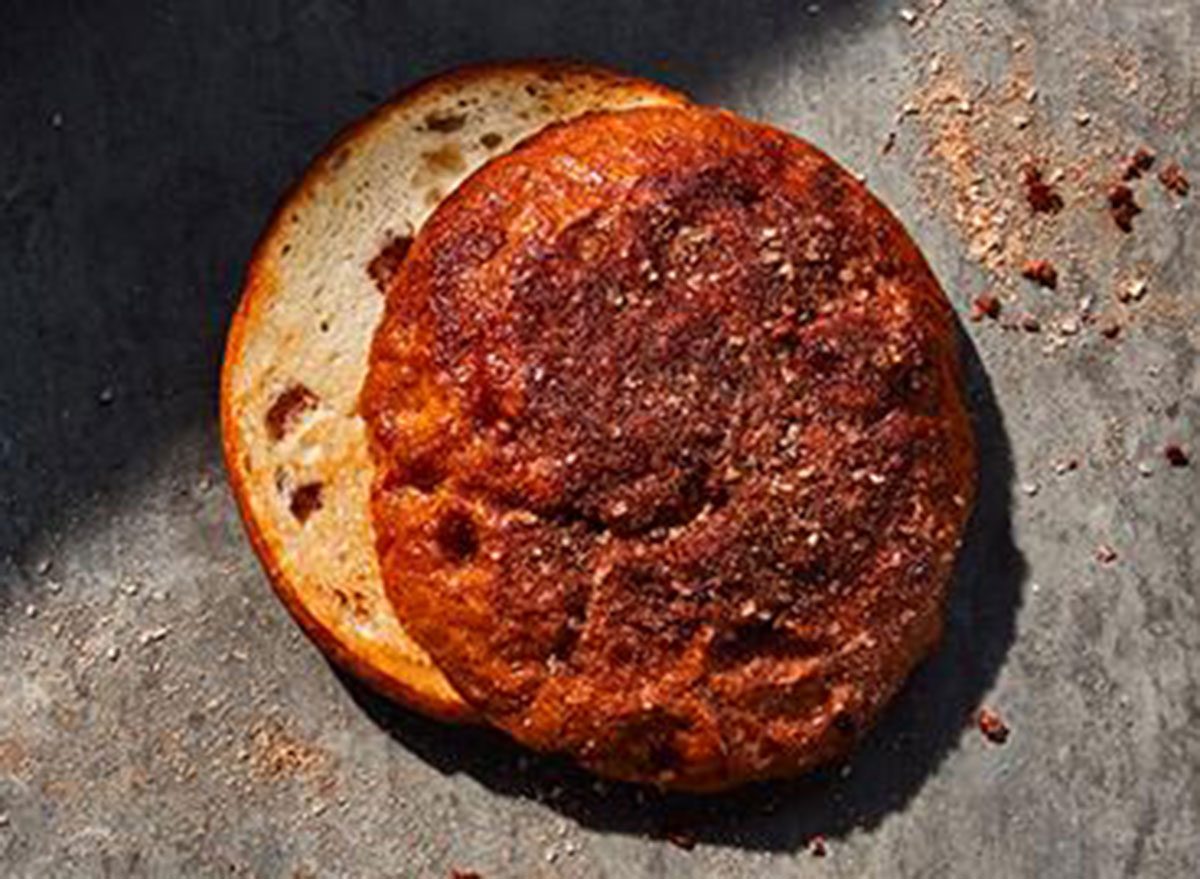 bread cinnamon crunch bagel