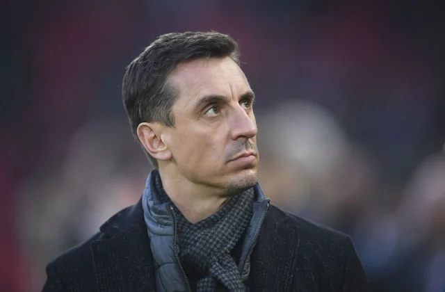 Neville urges Man Utd board to make Kane deal a priority
