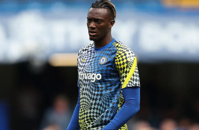 Abraham trades Chelsea for Mourinho’s Roma