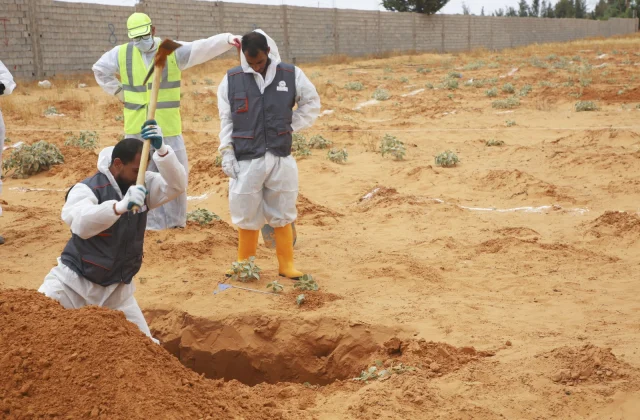 Another 9 bodies were found in a new mass grave in Libya