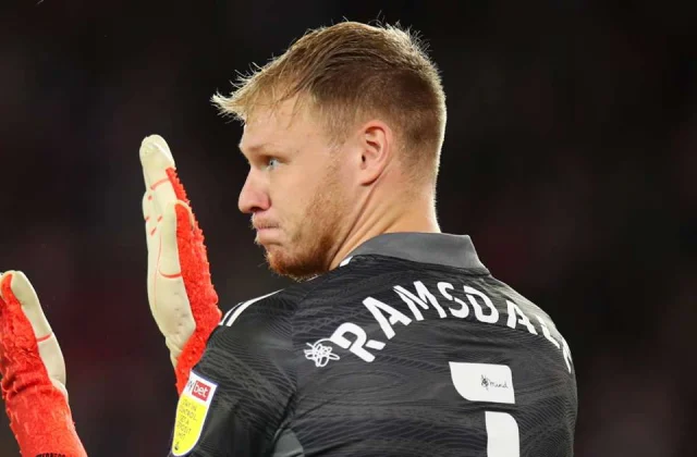 Arsenal sign Sheffield United goalkeeper Ramsdale