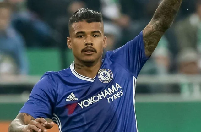 Chelsea winger Kenedy extends contract, joins Flamengo on loan