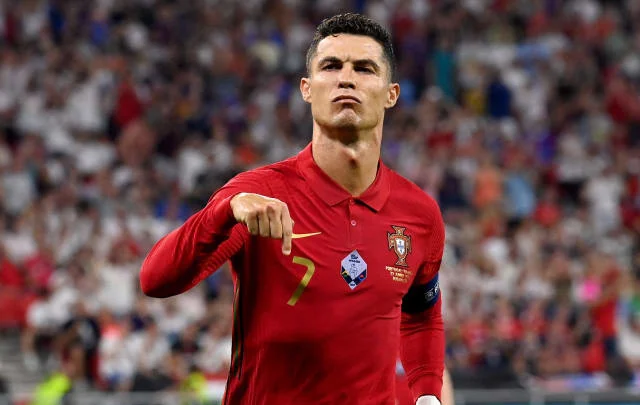Cristiano Ronaldo offers assured objectives to Man Utd