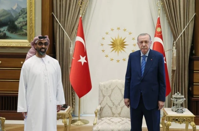 Imaaraadka oo u cararay Erdogan kadib markii