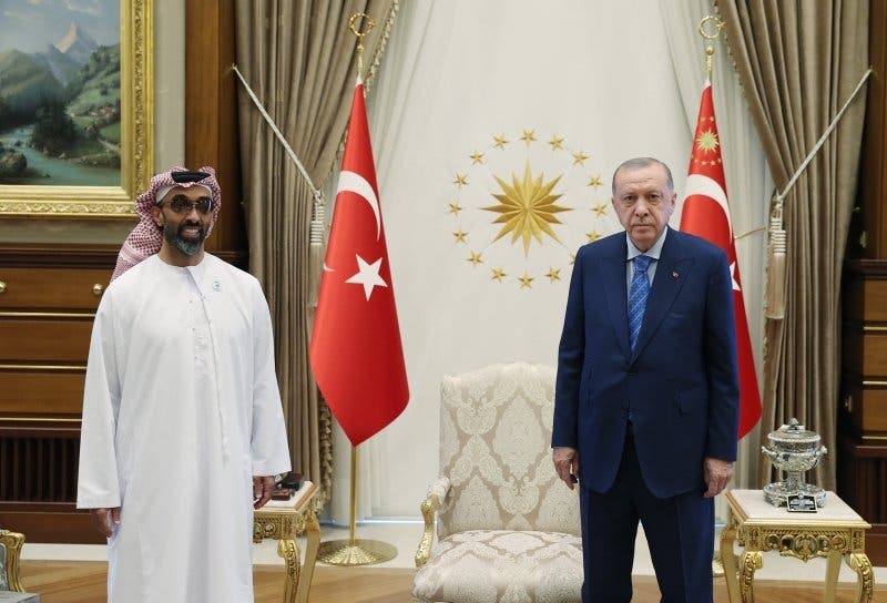 Imaaraadka oo u cararay Erdogan kadib markii