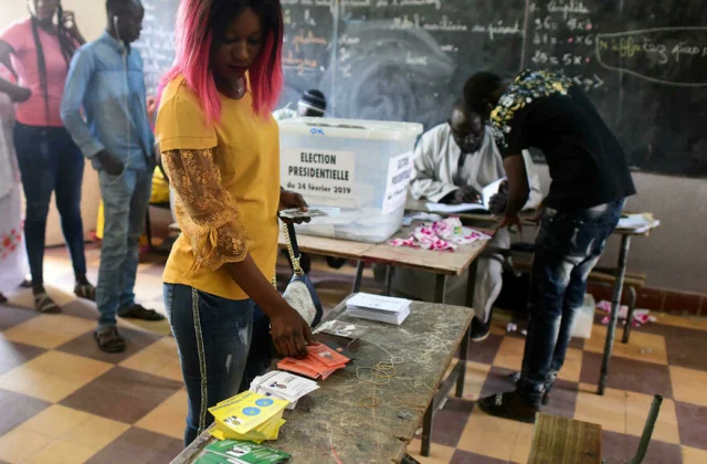In Senegal, the electoral rolls are being revised, at six o’clock