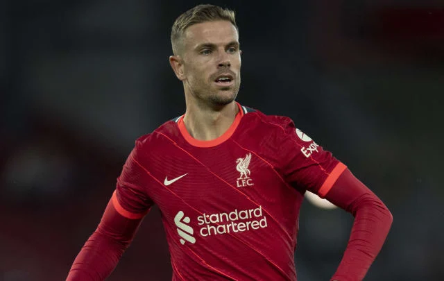 Jordan Henderson agrees to a new contract
