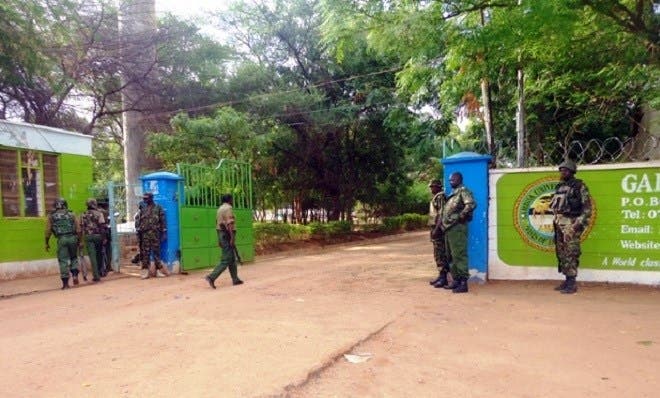 Ku dhowaad 100 ruux oo hal maalin ku geeriyootay