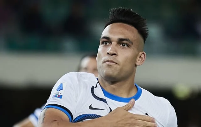 Lautaro Martinez extends Inter contract