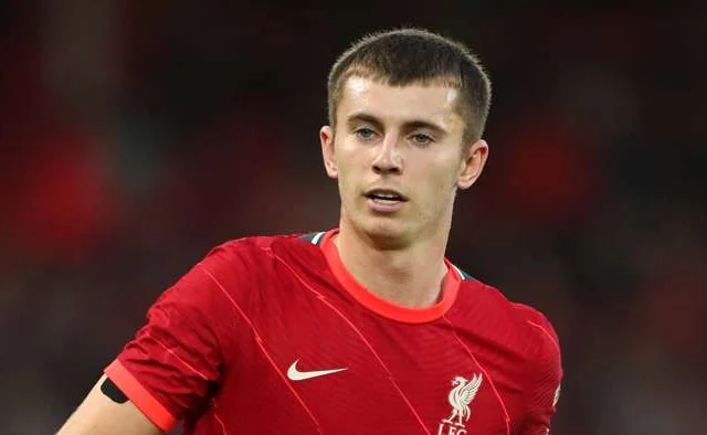 Liverpool Oo Uu Ka Tegayo Xiddigii Jabiyey Taariikhdeeda Ee