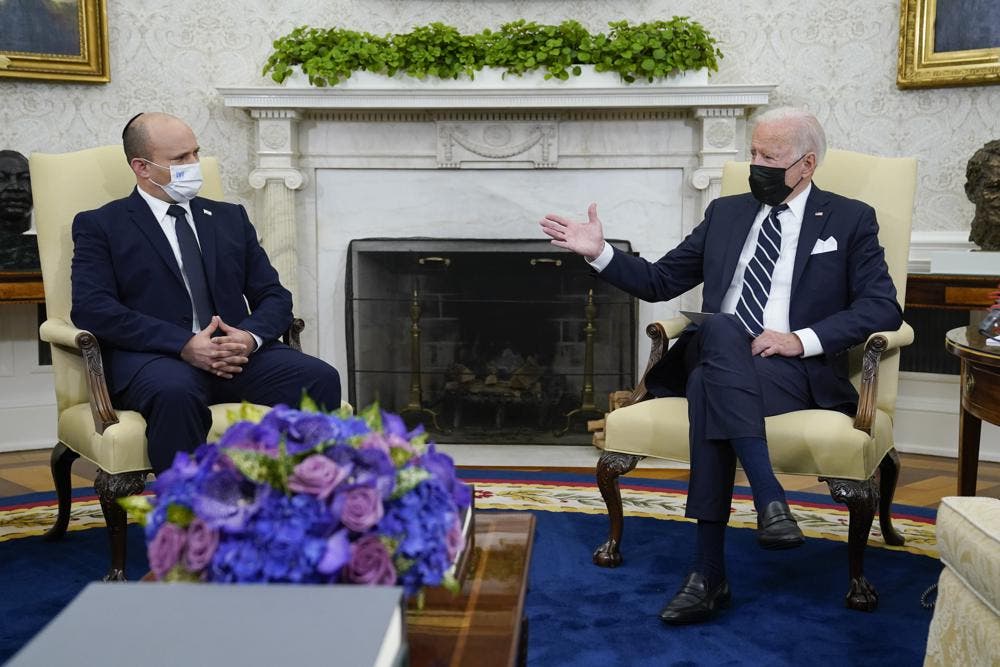 Madaxweyne Joe Biden oo diiday QORSHE ay la timid