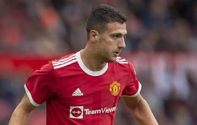 Man Utd switch information: Diogo Dalot switch agreed