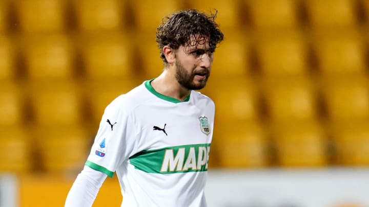 Manuel Locatelli signs from Sassuolo