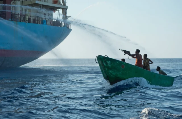 Midowga Yurub oo war kasoo saaray weerar ay biyaha