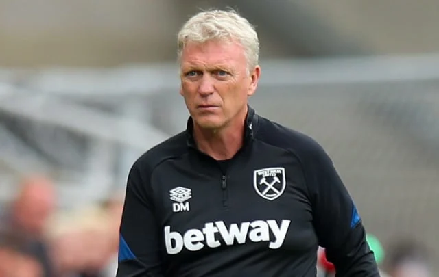 Moyes suggests Fabianski and Areola rotation