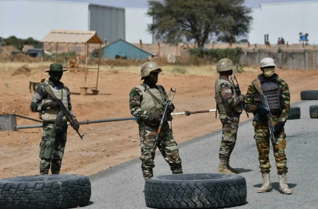 Nigerien army repels Boko Haram attack, says 16 soldiers killed
