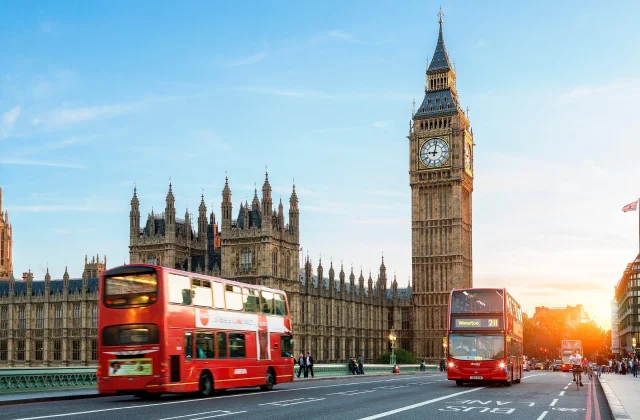 Nin SOOMAALI ah oo lagu gowracay magaalada London