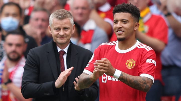 Solskjaer provides an update about Pogba & Varane