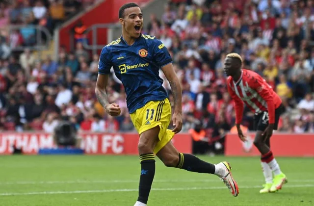 Southampton 1-1 Manchester United: Greenwood saves record draw for Red Devils