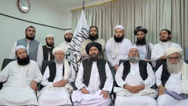 Taalibaan oo cafis u fidisay dhammaan saraakiisha