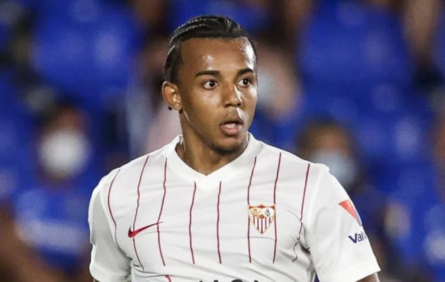 The Blues are approaching the Kounde acquisition