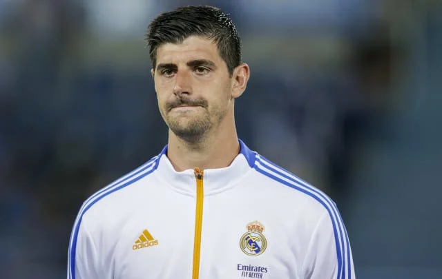 Thibaut Courtois signs new contract