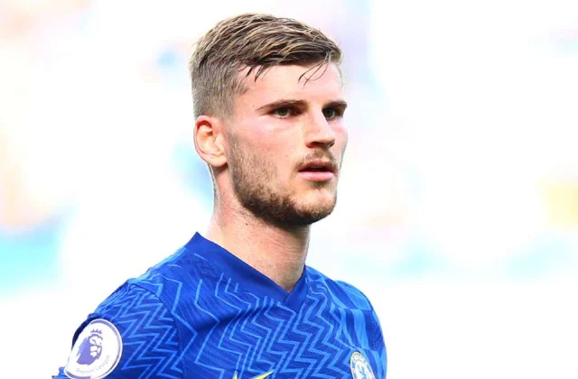 Werner thanks Chelsea fans for their support after being targeted in open training session