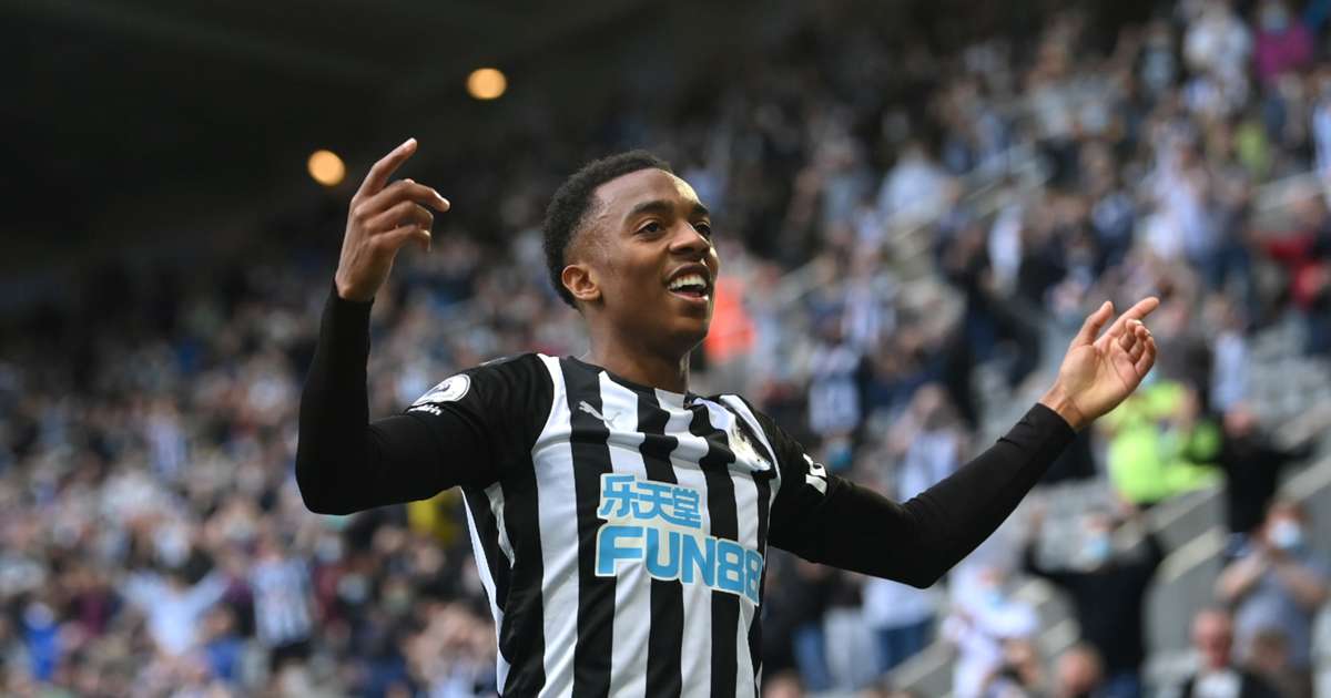 Willock considered quitting social media due to racist abuse