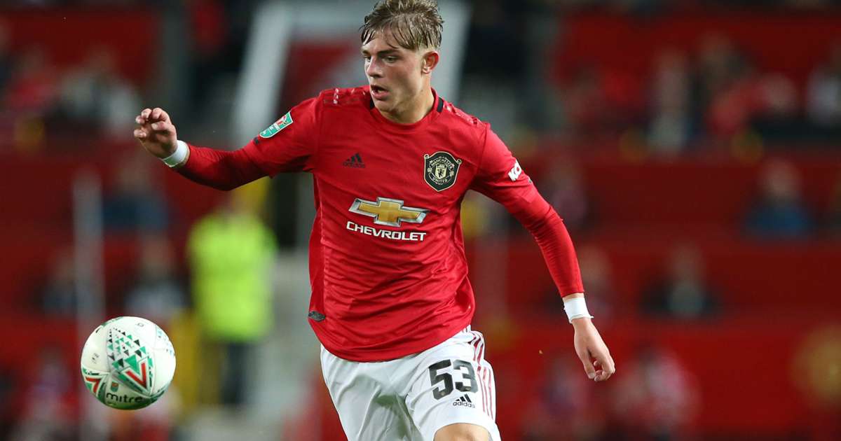 Man Utd full-back Williams moves to Norwich on loan