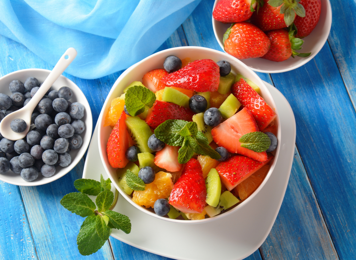 The finest fruits for shrinking stomach fats, science says – don’t eat this