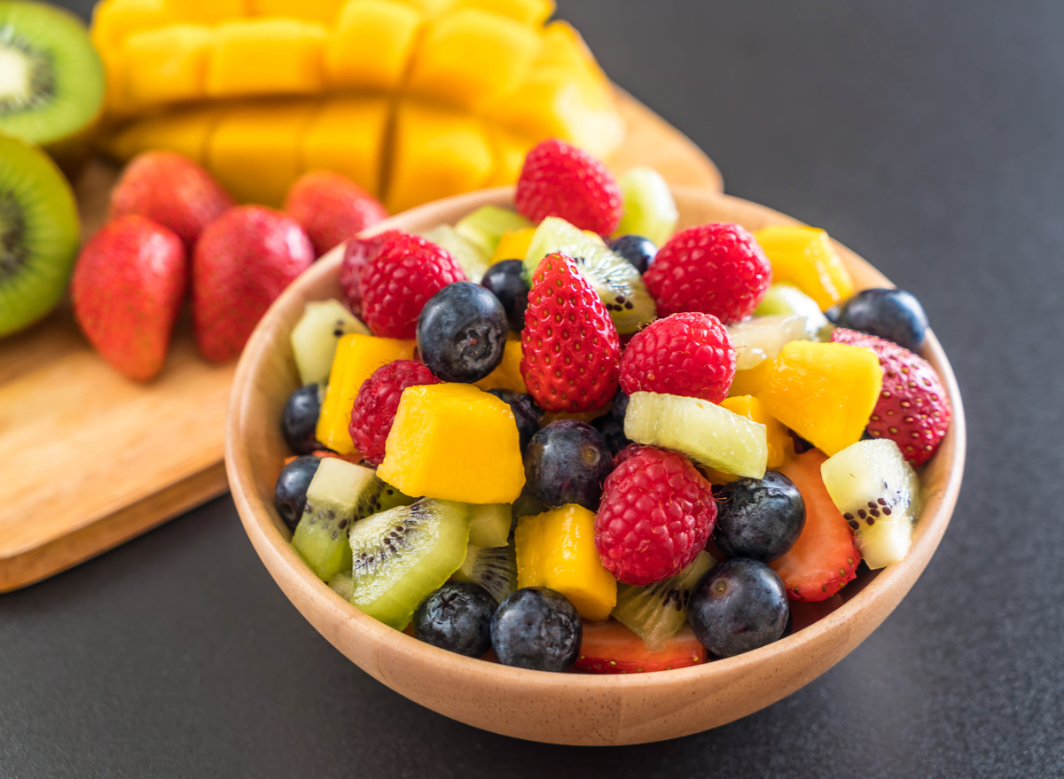 The # 1 greatest fruit in your coronary heart, say dietitians