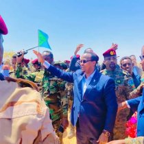 Ali Gudlawe takes on his first trip to Beletweyne under high tension