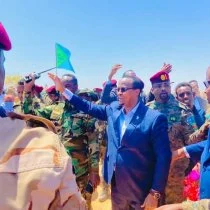 Ali Gudlawe takes on his first trip to Beletweyne under high tension