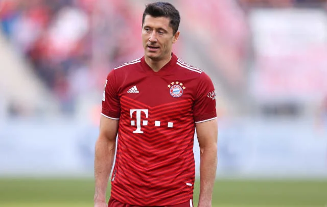 Robert Lewandowski’s agent claims that there was “no contact” concerning the new Bayern Munich contract