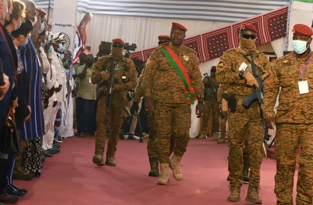 The Burkinabe junta appoints a Prime Minister for the “transition”