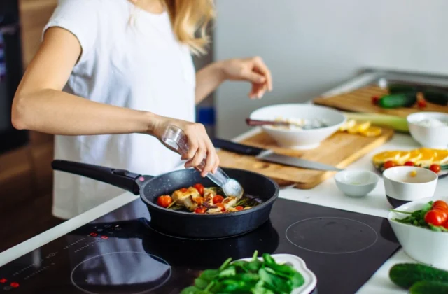 The finest approach to prepare dinner to slowly age, says dietitian