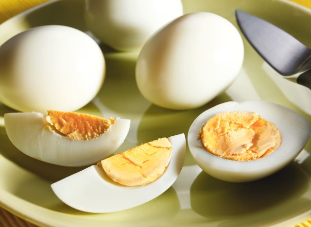 sliced ​​hard-boiled eggs