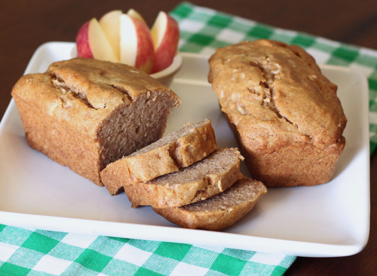 cinnamon apple bread