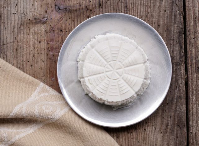 plate of ricotta on a wooden table