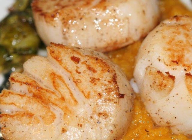 simply seared scallops