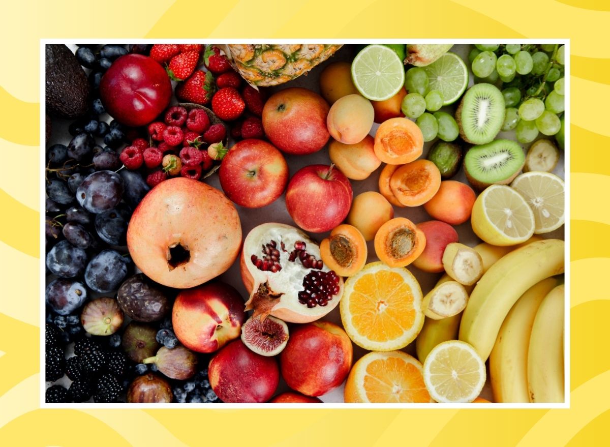 1727468570 Top 10 Low Calorie Fruits to Help You Shed Pounds