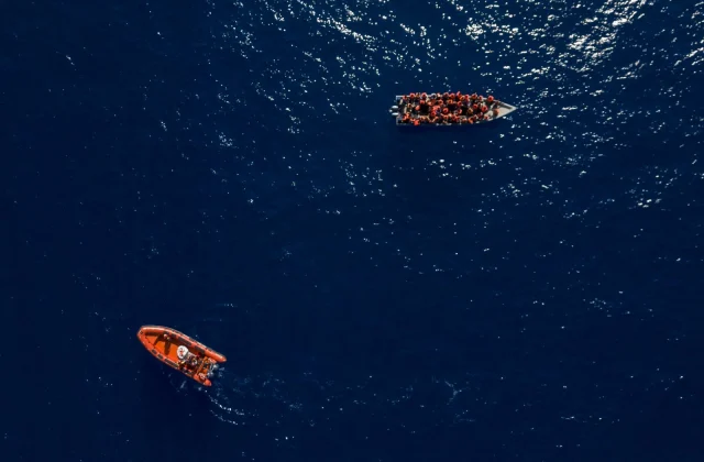 Boat transporting irregular migrants at EU level capsizes