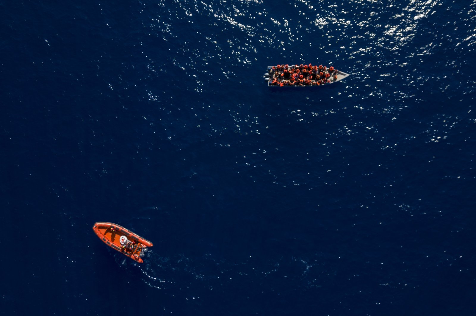 Boat transporting irregular migrants at EU level capsizes