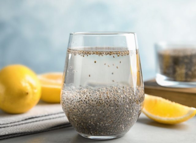 can drinking chia seed water help you lose weight? 7 chia seeds lemon water